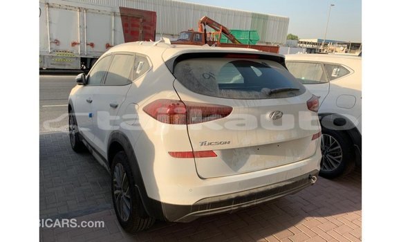 Buy Import Hyundai Tucson White Car in Import - Dubai in Dushanbe Buy Import Hyundai Tucson White Car in Import - Dubai in Dushanbe