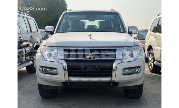Buy Import Mitsubishi Pajero Black Car in Import - Dubai in Dushanbe Buy Import Mitsubishi Pajero Black Car in Import - Dubai in Dushanbe