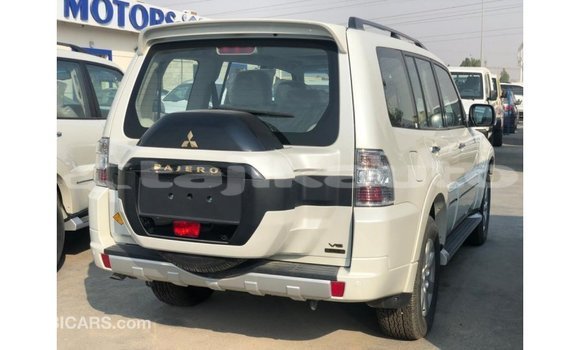 Buy Import Mitsubishi Pajero Black Car in Import - Dubai in Dushanbe Buy Import Mitsubishi Pajero Black Car in Import - Dubai in Dushanbe