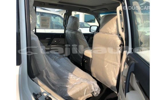 Buy Import Mitsubishi Pajero Black Car in Import - Dubai in Dushanbe Buy Import Mitsubishi Pajero Black Car in Import - Dubai in Dushanbe