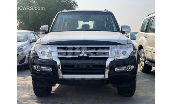 Buy Import Mitsubishi Pajero Black Car in Import - Dubai in Dushanbe Buy Import Mitsubishi Pajero Black Car in Import - Dubai in Dushanbe