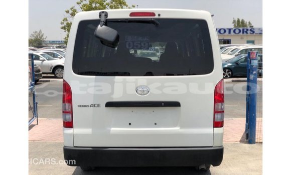 Buy Import Toyota Hiace White Car in Import - Dubai in Dushanbe Buy Import Toyota Hiace White Car in Import - Dubai in Dushanbe