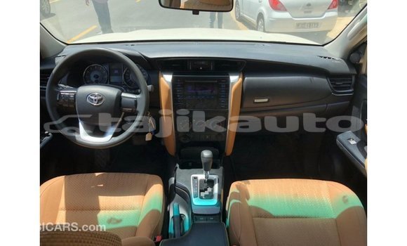 Buy Import Toyota Fortuner White Car in Import - Dubai in Dushanbe Buy Import Toyota Fortuner White Car in Import - Dubai in Dushanbe