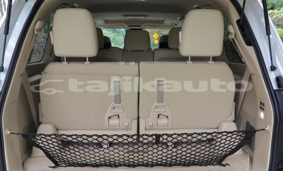 Buy Used Lexus LX 570 White Car in Adrasmon in Sughd Buy Used Lexus LX 570 White Car in Adrasmon in Sughd