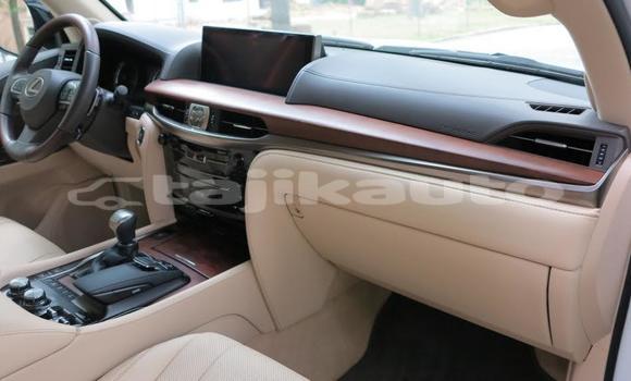 Buy Used Lexus LX 570 White Car in Adrasmon in Sughd Buy Used Lexus LX 570 White Car in Adrasmon in Sughd