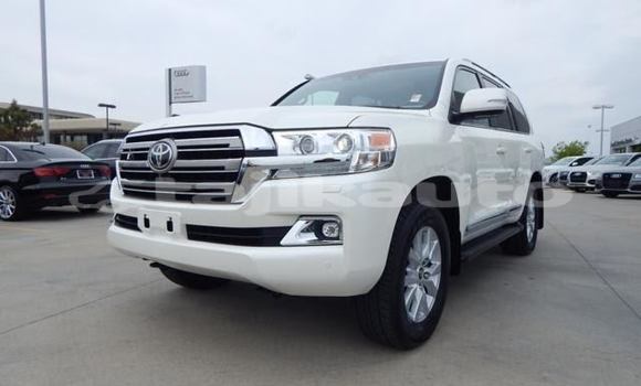 Buy Used Toyota Land Cruiser White Car in Asht in Sughd Buy Used Toyota Land Cruiser White Car in Asht in Sughd