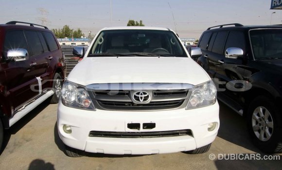 Buy Import Toyota Fortuner White Car in Import - Dubai in Dushanbe Buy Import Toyota Fortuner White Car in Import - Dubai in Dushanbe