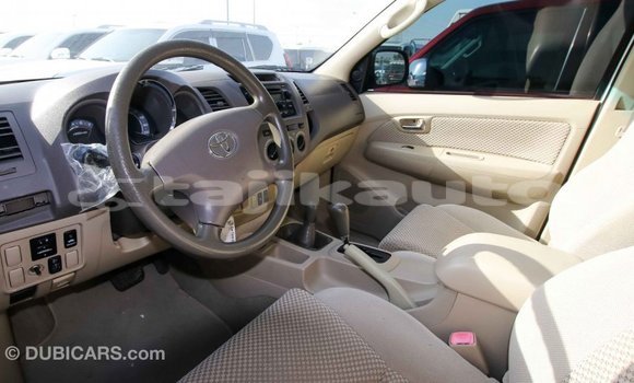 Buy Import Toyota Fortuner White Car in Import - Dubai in Dushanbe Buy Import Toyota Fortuner White Car in Import - Dubai in Dushanbe