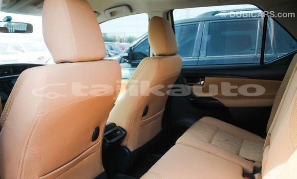 Buy Import Toyota Fortuner White Car in Import - Dubai in Dushanbe Buy Import Toyota Fortuner White Car in Import - Dubai in Dushanbe