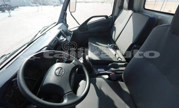 Buy New Hino 916 White Truck in Import - Dubai in Dushanbe Buy New Hino 916 White Truck in Import - Dubai in Dushanbe