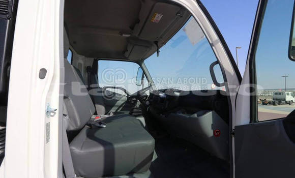 Buy New Hino 916 White Truck in Import - Dubai in Dushanbe Buy New Hino 916 White Truck in Import - Dubai in Dushanbe