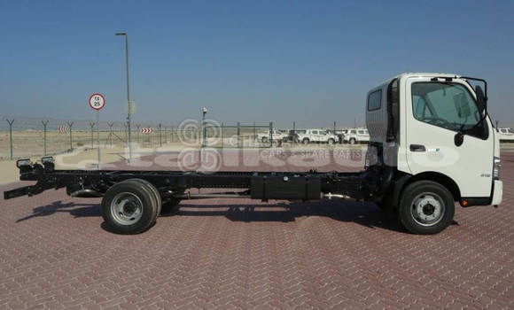 Buy New Hino 916 White Truck in Import - Dubai in Dushanbe Buy New Hino 916 White Truck in Import - Dubai in Dushanbe