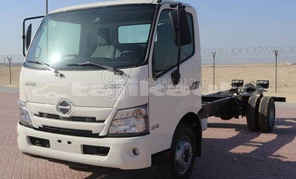Buy New Hino 916 White Truck in Import - Dubai in Dushanbe Buy New Hino 916 White Truck in Import - Dubai in Dushanbe