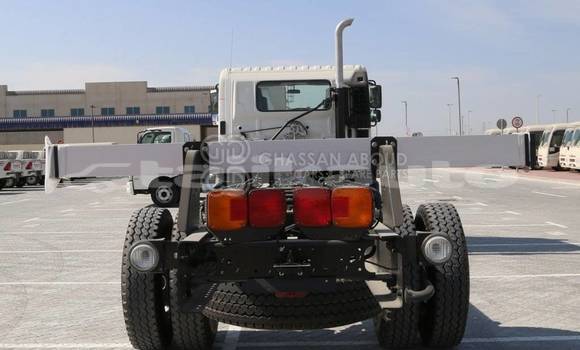 Buy New Hino GH White Truck in Import - Dubai in Dushanbe Buy New Hino GH White Truck in Import - Dubai in Dushanbe