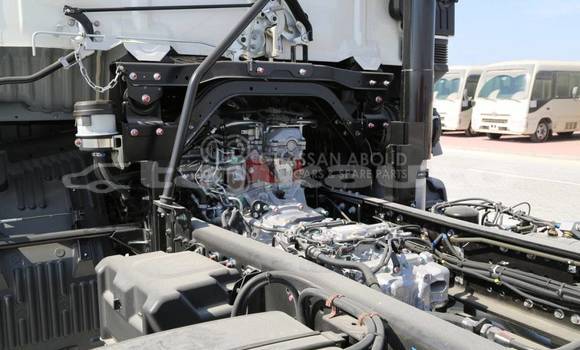 Buy New Hino GH White Truck in Import - Dubai in Dushanbe Buy New Hino GH White Truck in Import - Dubai in Dushanbe