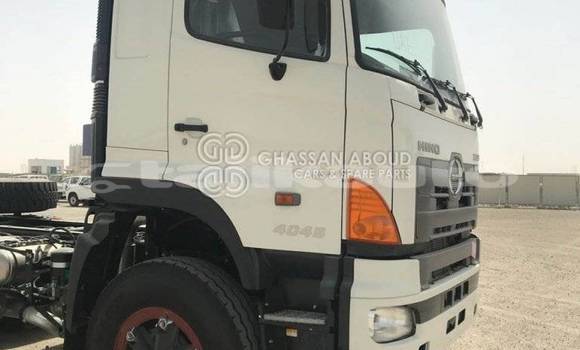 Buy New Hino SV White Truck in Import - Dubai in Dushanbe Buy New Hino SV White Truck in Import - Dubai in Dushanbe