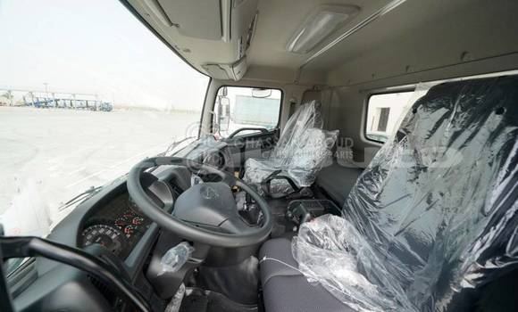 Buy New Hino SV White Truck in Import - Dubai in Dushanbe Buy New Hino SV White Truck in Import - Dubai in Dushanbe