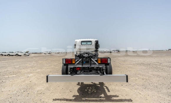 Buy New Isuzu NPR 85H White Truck in Import - Dubai in Dushanbe Buy New Isuzu NPR 85H White Truck in Import - Dubai in Dushanbe