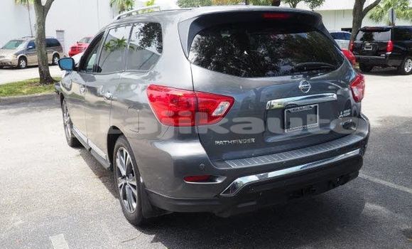 Buy Used Nissan Pathfinder White Car in Dushanbe in Dushanbe Buy Used Nissan Pathfinder White Car in Dushanbe in Dushanbe