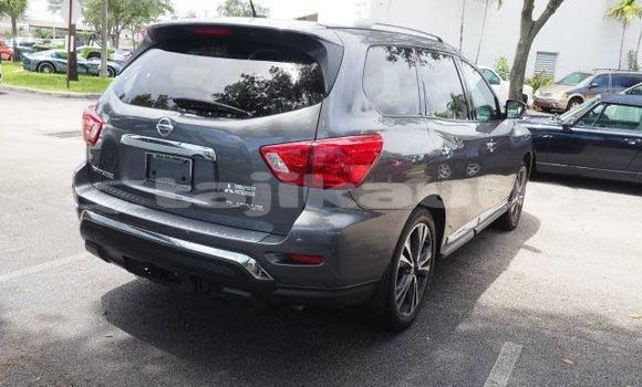 Buy Used Nissan Pathfinder White Car in Farkhor in Khatlon Buy Used Nissan Pathfinder White Car in Farkhor in Khatlon