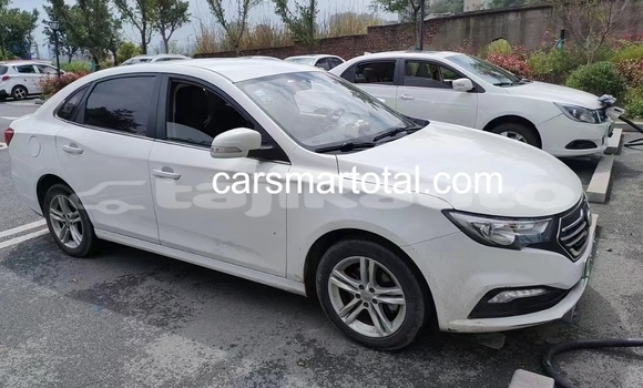 Buy Used Bertone Freeclimber White Car in Dushanbe in Dushanbe Buy Used Bertone Freeclimber White Car in Dushanbe in Dushanbe