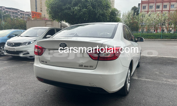 Buy Used Bertone Freeclimber White Car in Dushanbe in Dushanbe Buy Used Bertone Freeclimber White Car in Dushanbe in Dushanbe