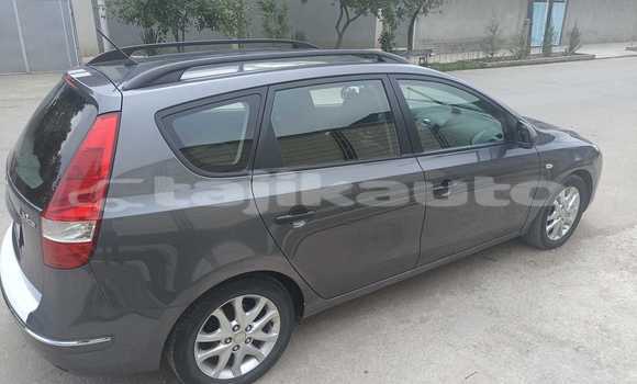 Buy Used Toyota Yaris Other Car in Dushanbe in Dushanbe Buy Used Toyota Yaris Other Car in Dushanbe in Dushanbe