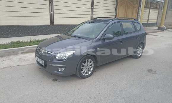Buy Used Toyota Yaris Other Car in Dushanbe in Dushanbe Buy Used Toyota Yaris Other Car in Dushanbe in Dushanbe