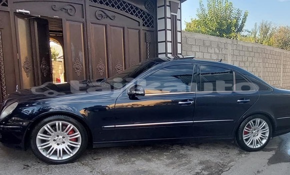 Buy Used Mercedes-Benz E–Class Black Car in Dushanbe in Dushanbe Buy Used Mercedes-Benz E–Class Black Car in Dushanbe in Dushanbe