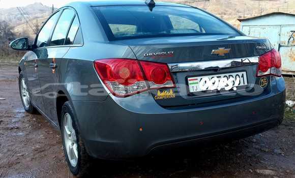 Buy Used Chevrolet Cruze Blue Car in Chkalov in Sughd Buy Used Chevrolet Cruze Blue Car in Chkalov in Sughd