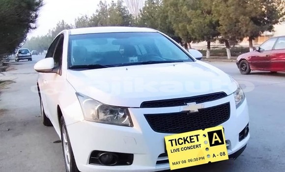 Buy Used Chevrolet Cruze White Car in Chorku in Sughd
