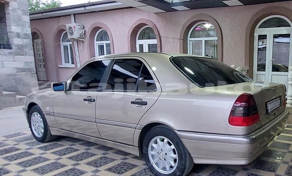 Buy Used Mercedes-Benz 190 Other Car in Dushanbe in Dushanbe Buy Used Mercedes-Benz 190 Other Car in Dushanbe in Dushanbe