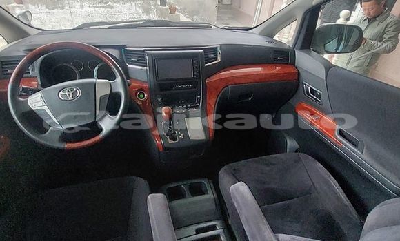 Buy Used Toyota Vellfire White Car in Chkalov in Sughd Buy Used Toyota Vellfire White Car in Chkalov in Sughd