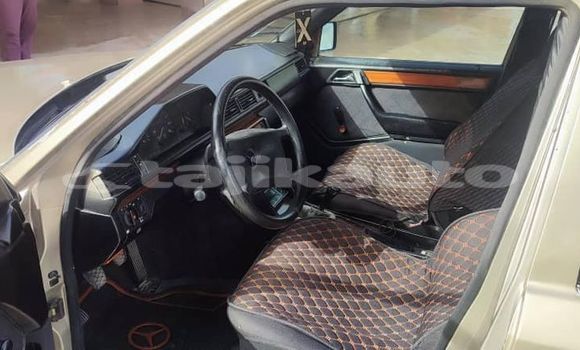 Buy Used Mercedes-Benz E–Class Other Car in Chkalov in Sughd Buy Used Mercedes-Benz E–Class Other Car in Chkalov in Sughd
