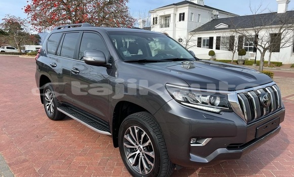 Buy Used Toyota Land Cruiser Prado Blue Car in Dushanbe in Dushanbe Buy Used Toyota Land Cruiser Prado Blue Car in Dushanbe in Dushanbe