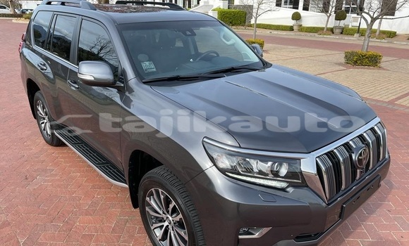 Buy Used Toyota Land Cruiser Prado Blue Car in Dushanbe in Dushanbe Buy Used Toyota Land Cruiser Prado Blue Car in Dushanbe in Dushanbe