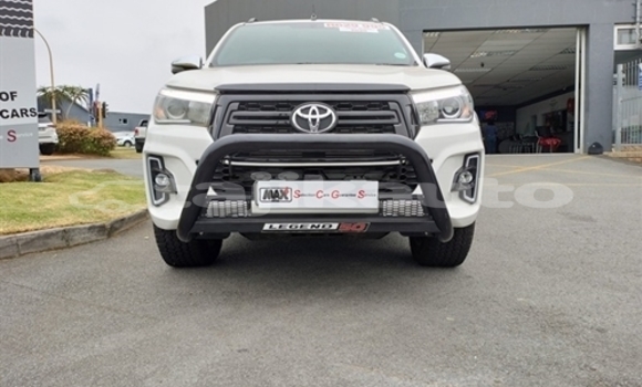 Buy Used Toyota Hilux White Car in Dushanbe in Dushanbe Buy Used Toyota Hilux White Car in Dushanbe in Dushanbe