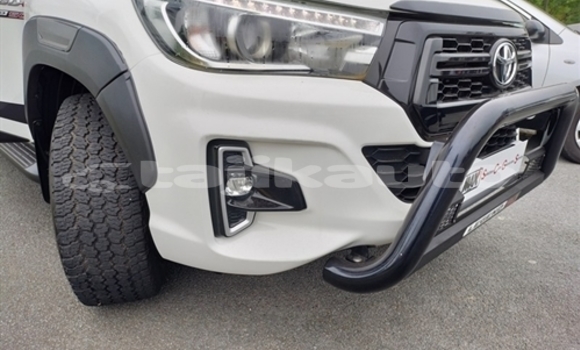 Buy Used Toyota Hilux White Car in Dushanbe in Dushanbe Buy Used Toyota Hilux White Car in Dushanbe in Dushanbe