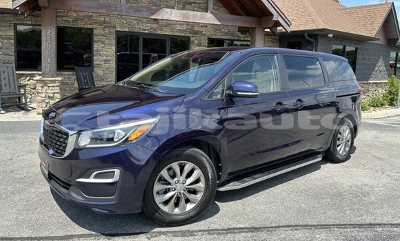 Buy Used Kia Sedona Blue Car in Dushanbe in Dushanbe Buy Used Kia Sedona Blue Car in Dushanbe in Dushanbe