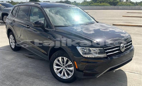 Buy Used Volkswagen Tiguan Black Car in Dushanbe in Dushanbe