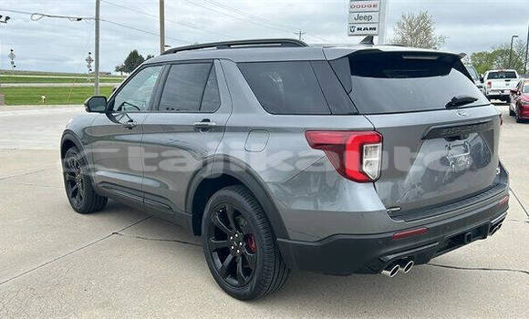 Buy Used Ford Explorer Other Car in Dushanbe in Dushanbe Buy Used Ford Explorer Other Car in Dushanbe in Dushanbe