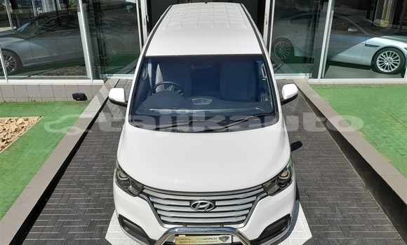 Buy Used Hyundai H1 White Car in Dushanbe in Dushanbe Buy Used Hyundai H1 White Car in Dushanbe in Dushanbe