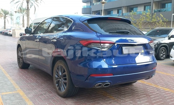 Buy Used Maserati Levante Blue Car in Dushanbe in Dushanbe Buy Used Maserati Levante Blue Car in Dushanbe in Dushanbe