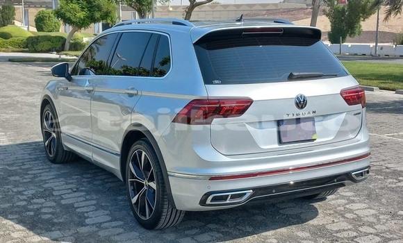 Buy Used Volkswagen Tiguan Silver Car in Dushanbe in Dushanbe Buy Used Volkswagen Tiguan Silver Car in Dushanbe in Dushanbe