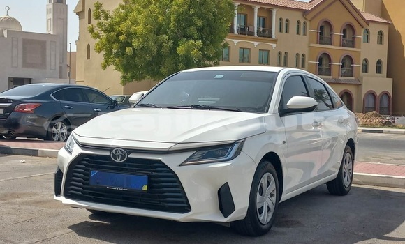 Buy Used Toyota Yaris White Car in Dushanbe in Dushanbe Buy Used Toyota Yaris White Car in Dushanbe in Dushanbe