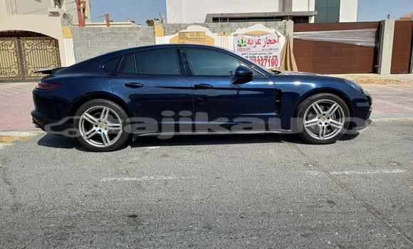 Buy Used Porsche Panamera Blue Car in Dushanbe in Dushanbe Buy Used Porsche Panamera Blue Car in Dushanbe in Dushanbe