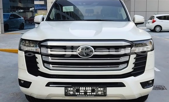 Buy Used Toyota Land Cruiser White Car in Chkalov in Sughd Buy Used Toyota Land Cruiser White Car in Chkalov in Sughd