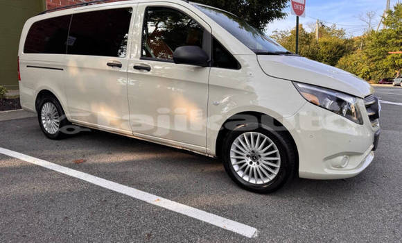 Buy Used Mercedes-Benz Vito White Car in Dushanbe in Dushanbe Buy Used Mercedes-Benz Vito White Car in Dushanbe in Dushanbe