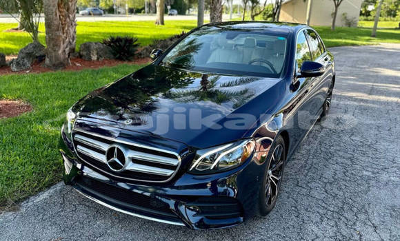 Buy Used Mercedes-Benz E–Class Blue Car in Dushanbe in Dushanbe Buy Used Mercedes-Benz E–Class Blue Car in Dushanbe in Dushanbe