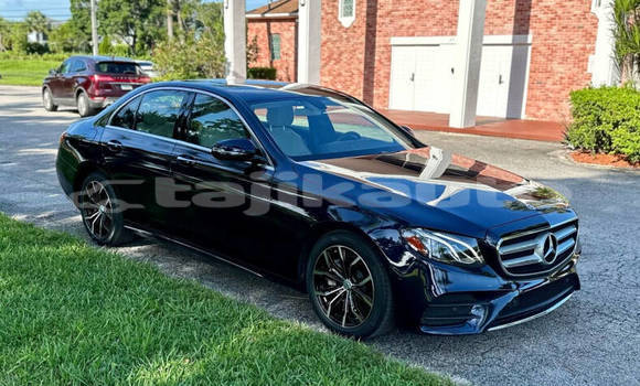 Buy Used Mercedes-Benz E–Class Blue Car in Dushanbe in Dushanbe Buy Used Mercedes-Benz E–Class Blue Car in Dushanbe in Dushanbe